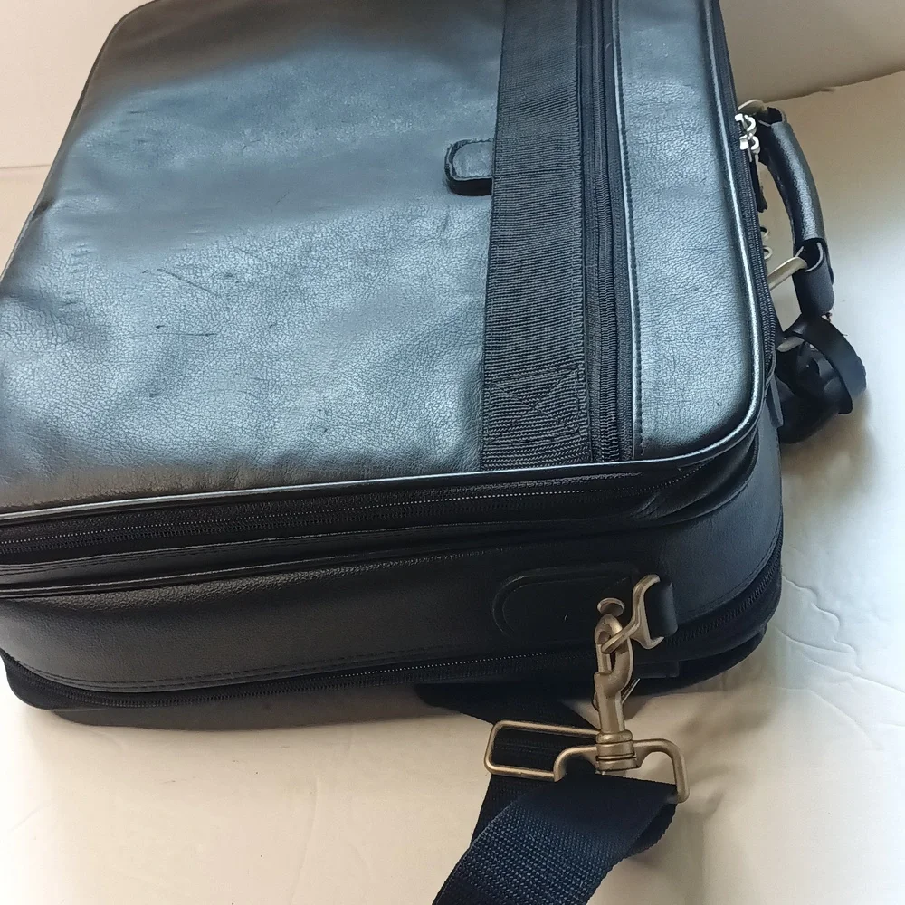 HP Invent Laptop Computer Bag Carrying Case Black Leather Shoulder Strap